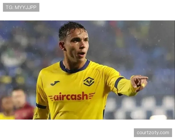 伊布拉希莫维奇边路盘带如何持续撕裂防守并制造射门威胁